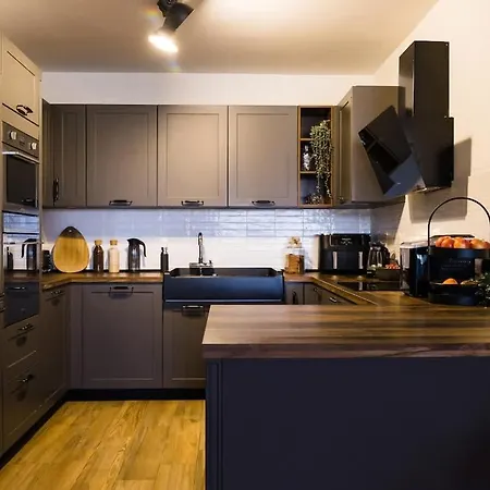 Apartman Designer With Jacuzzi Terrace *