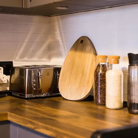 Designer With Jacuzzi Terrace Appartement