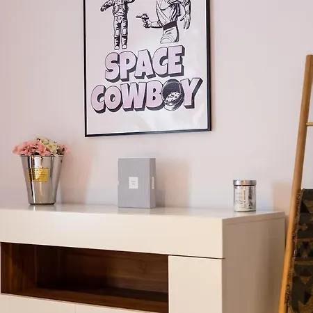 Designer With Jacuzzi Terrace Bahar ic-Caghaq